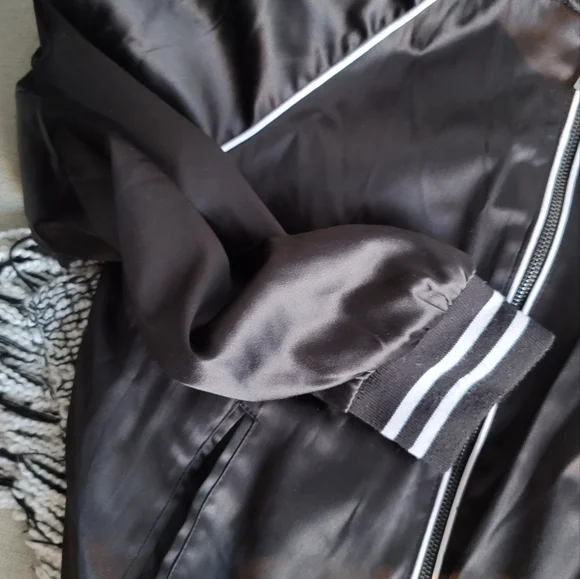 Bomber Jacket - Picture 3 of 4